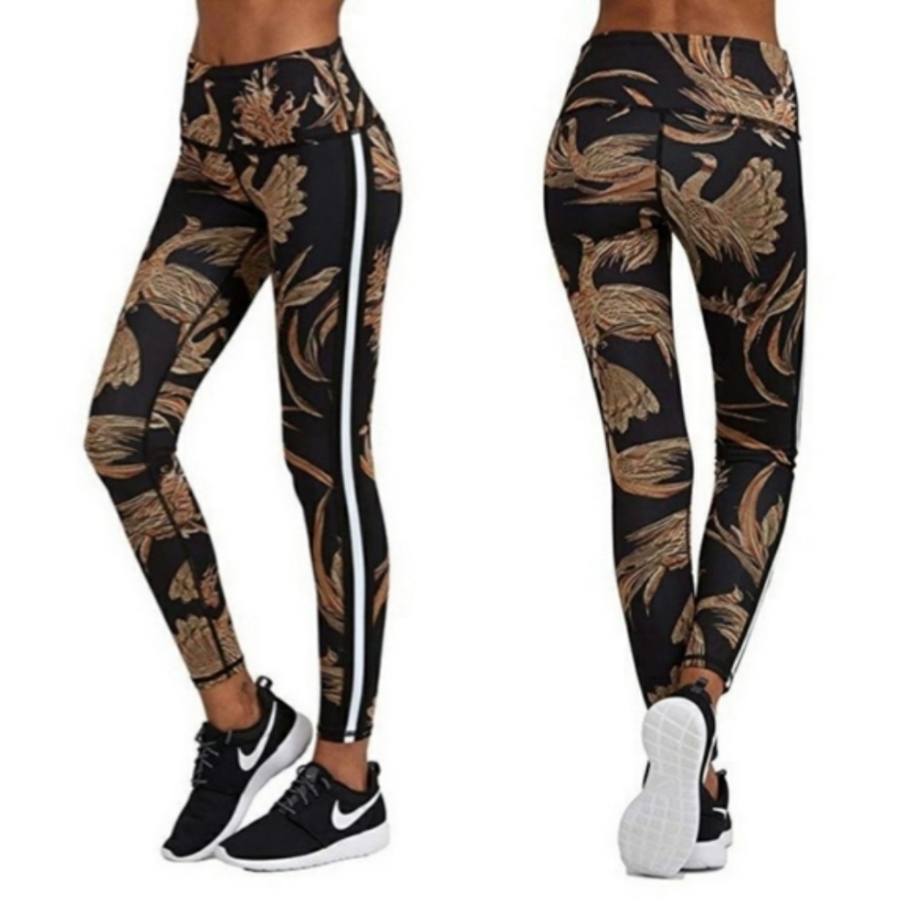 NWT⭐️Noli Yoga Siena Legging